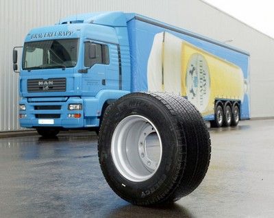 Мишлен: новое предложение для магистральных седельных тягачей с полуприцепами Мишлен: новое предложение для магистральных седельных тягачей с полуприцепами