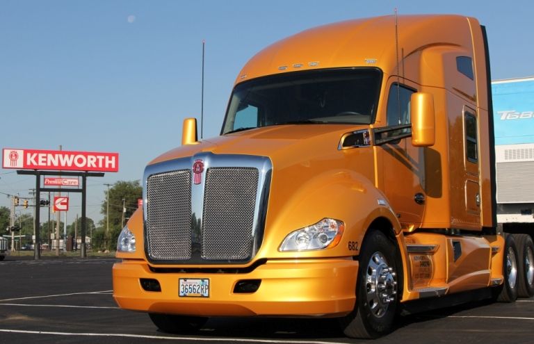 Герой асфальта. Kenworth T680