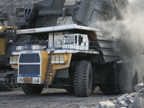55 лет назад на БелАЗ пришел работать Павел Мариев 55 лет назад на БелАЗ пришел работать Павел Мариев